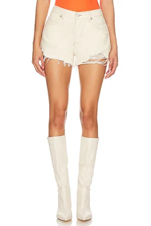 Free People Short vaquero we the free now or never en color crema talla 24 en - Cream. Talla 24 (también en 26, 27, 28, 29).