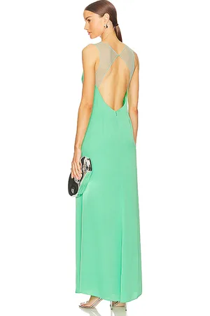 BCBG Max Azria Sleeveless cut out gown en color hierbabuena talla 10 en - Mint. Talla 10 (también en 12, 4, 6, 8).