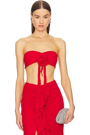Bardot Top corto akasha en color rojo talla 4 en - Red. Talla 4 (también en 6).