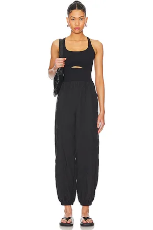 Free People Jumpsuit fp movement righteous en color talla L en - Black. Talla L (también en M, S, XL, XS).