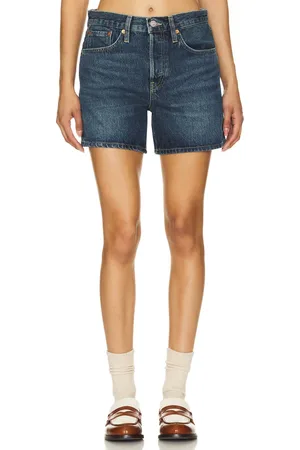 RE/DONE Short de tiro medio boy en color denim-dark talla 25 en - Denim-Dark. Talla 25 (también en 30).