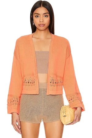 525 America Cárdigan de crochet meghan en color coral talla XL en - Coral. Talla XL (también en L).