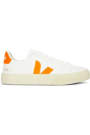 Veja Zapatilla deportiva campo en color naranja talla 44 en - Orange. Talla 44 (también en 45).