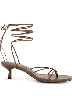 Raye Sandalia jaden en color taupe talla 6 en - Taupe. Talla 6 (también en 7.5, 8).