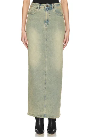 AFRM Falda maxi amiri en color denim claro talla 25 en - Denim-Light. Talla 25 (también en 26, 27).