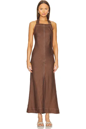 Bondi Born Vestido maxi sesgo varenna en color marrón talla L en - Brown. Talla L (también en S, XL/1X).