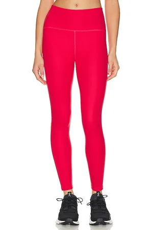 Beyond Yoga Powerbeyond strive high waisted midi legging en color rojo talla L en - Red. Talla L (también en S, XL).