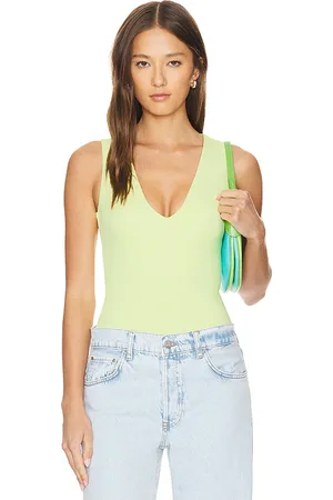 GOOD AMERICAN Cuerpo del tanque de buceo profundo v en color verde talla 3X en - Green. Talla 3X (también en 4X, 5X, M, XS