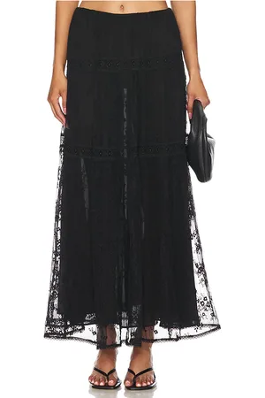 Tularosa Falda kylie maxi en color talla L en - Black. Talla L (también en M, XL).