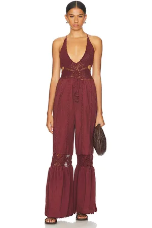 Free People X revolve freya crochet one piece jumpsuit en color talla L en - Brown. Talla L (también en M, S, XL).