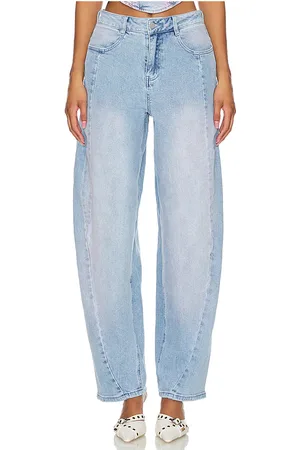 AFRM Archer jean en color denim claro talla 25 en - Denim-Light. Talla 25 (también en 26).