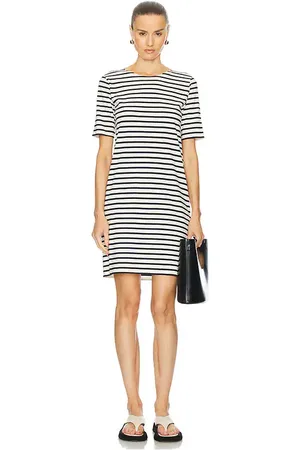 KULE Vestido tee en color azul marino talla L en - Navy. Talla L (también en S, XS).