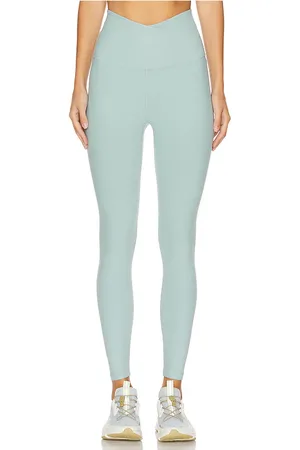Beyond Yoga Leggings midi spacedye at your leisure en color hierbabuena talla L en - Mint. Talla L (también en XL).