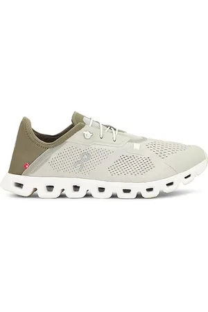On Running Zapatilla deportiva cloud 5 en color verde oliva talla 12 en - Olive. Talla 12 (también en 12.5).