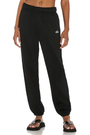 alo Pantalón deportivo accolade en color talla L en - Black. Talla L (también en M, S, XS).