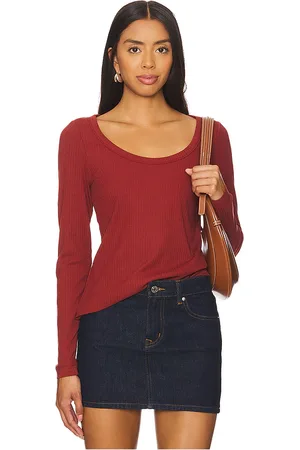 Spanx Camiseta tirantes escotada en color rojo talla M en - Red. Talla M (también en S, XS).
