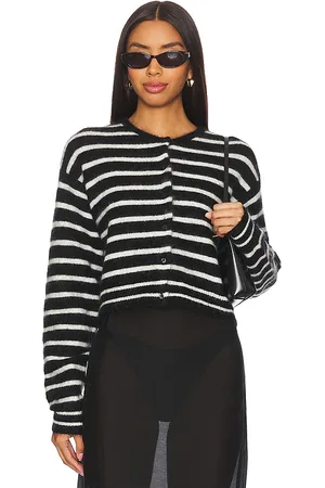 Gestuz Cárdigan debbie short en color negro talla M en - Black. Talla M (también en L, S, XS).