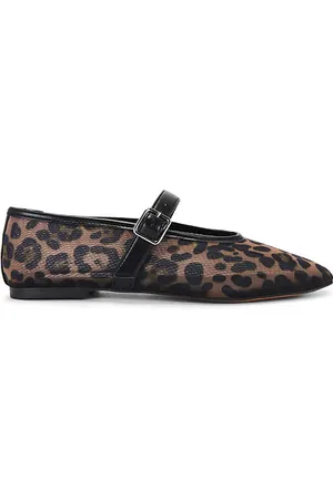 Steve Madden Zapato plano dreaming en color marrón talla 6.5 en - Brown. Talla 6.5 (también en 8).