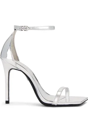 Schutz Sandalia jenna en color plateado metálico talla 10 en - Metallic Silver. Talla 10 (también en 9, 9.5).