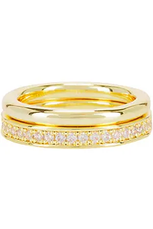 Shashi Conjunto de anillos vroom en color oro metálico talla 5 en - Metallic Gold. Talla 5 (también en 6, 7).