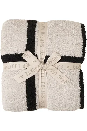 Barefoot Dreams Poncho cozychic grid plaid throw en color negro, blanco talla all en - Black,White. Talla all.