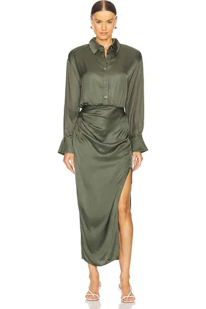 ASTR Vestido elizabello en color verde oliva talla L en - Olive. Talla L (también en M, S, XL, XS).
