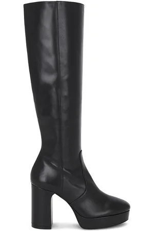 Stuart Weitzman Bota dayna platform en color talla 10 en - Black. Talla 10 (también en 9).