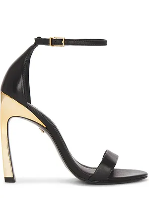 Schutz Sandalia cadey-lee curve en color talla 6 en - Black. Talla 6 (también en 8, 8.5, 9).
