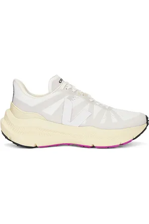 Veja Zapatilla deportiva condor 3 en color blanco talla 36 en - White. Talla 36 (también en 37).