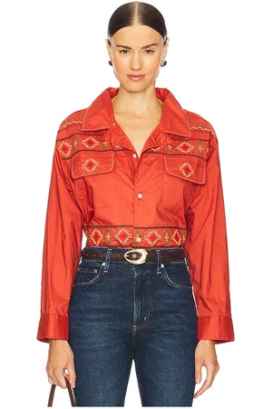Found Camisa embroidered button up en color ladrillo talla M en - Brick. Talla M (también en S).