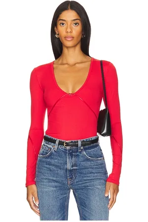 Free People Mono de inmersión victoria en color rojo talla L en - Red. Talla L (también en S, XL).