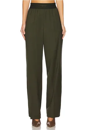 Helmut Lang Pantalón con trabillas cargo en color verde oliva talla 0 en - Olive. Talla 0 (también en 00, 4).