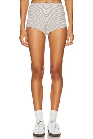Lovers And Friends Amber hot short en color gris talla L en - Grey. Talla L (también en M, S, XS).