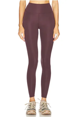 WellBeing + BeingWell Rooney legging en color vino talla L en - Wine. Talla L (también en XL).