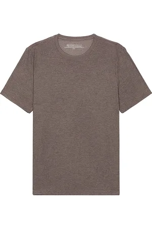 Beyond Yoga Camiseta en color gris talla M en - Grey. Talla M (también en S, XL/1X).