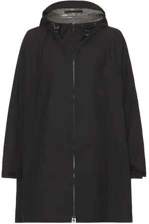 Tilley Packable hooded poncho en color talla L/XL en - Black. Talla L/XL (también en S/M).