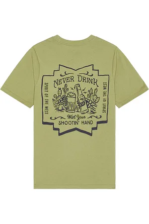 Sendero Provisions Camiseta en color talla L en - Sage. Talla L (también en M, S).