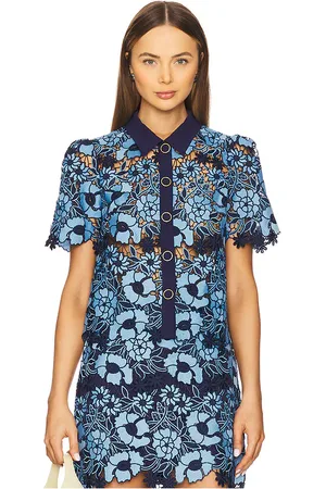 Milly Addison two tone floral lace top en color azul marino talla M en - Navy. Talla M (también en P, S).