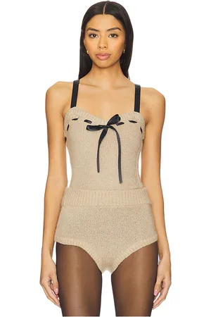 For Love & Lemons Top de tirantes de punto solana en color talla L en - Tan. Talla L (también en M, S, XL, XS).