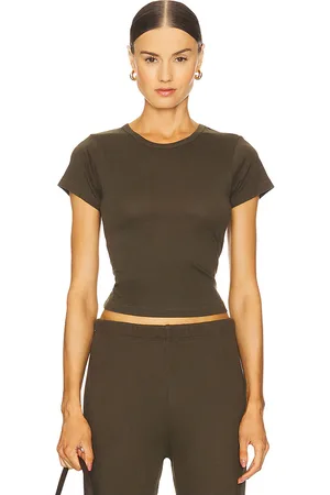 ÉTERNE Short sleeve baby tee en color militar talla XL en - Army. Talla XL (también en XS).