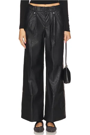Free People Pantalón de piel sintética afton en color talla 0 en - Black. Talla 0 (también en 10, 12, 14, 2, 4, 6