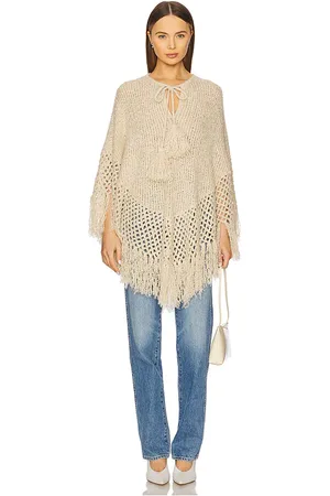 By Malene Birger Gintana poncho en color crema talla L/XL en - Cream. Talla L/XL (también en S/M).