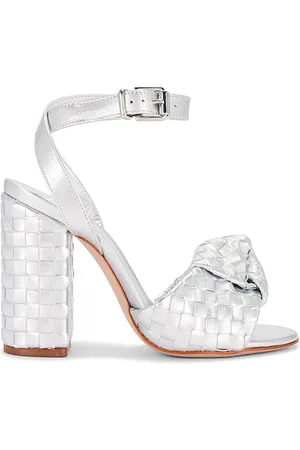 Schutz Tacón kareena en color plateado metálico talla 10 en - Metallic Silver. Talla 10 (también en 11, 6.5, 7, 7.5, 8.5, 9, 9.5).