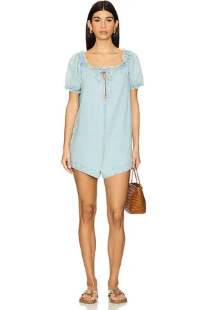 Free People Mameluco de mezclilla estilo babydoll daisy en color azul talla L en - Blue. Talla L (también en M, S, XL, XS).