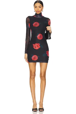 superdown Vestido liora en color negro talla L en - Black. Talla L (también en M, XS, XXS).