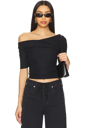 Free People Camiseta cross my heart en color talla L en - Black. Talla L (también en M, S).
