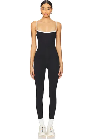 WellBeing + BeingWell Flowwell este jumpsuit en color negro talla M en - Black. Talla M (también en S).