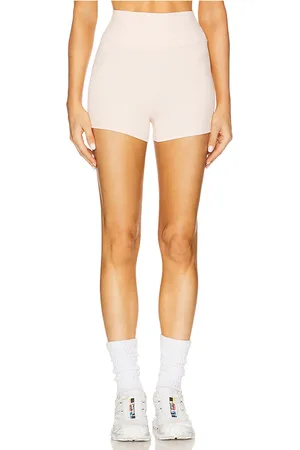 WeWoreWhat Pantalón corto sugerente en color rosado talla L en - Pink. Talla L (también en S, XL, XS).
