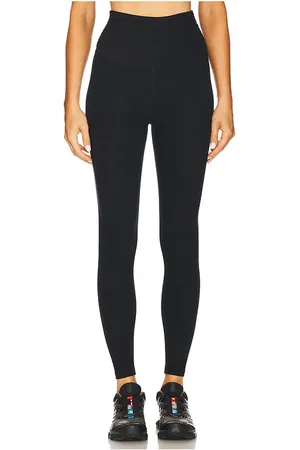 Beyond Yoga Spacedye raise the barre shirred legging en color negro talla L en - Black. Talla L (también en M, S, XL, XS).