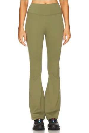 WeWoreWhat Bootcut leggings en color talla L en - Olive. Talla L (también en M, S, XL, XS).